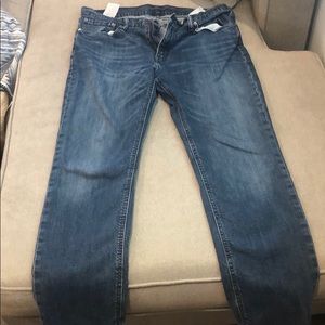 Men’s Levi’s jeans
